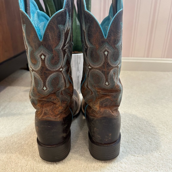 Ariat Western Leather Boots with Blue Accents - Picture 3 of 5